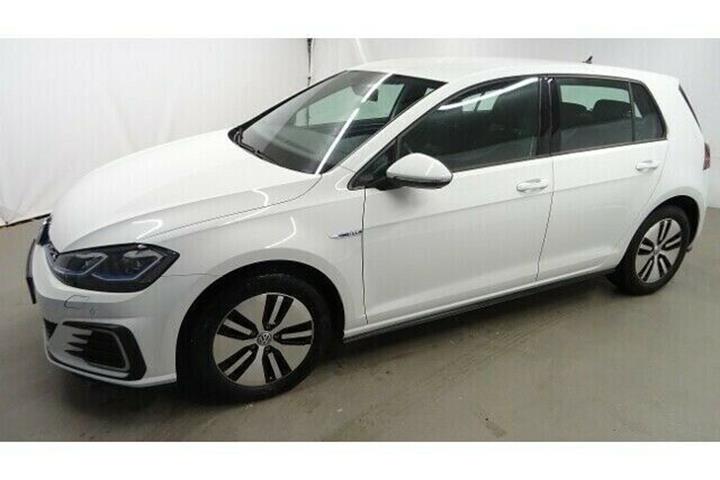 Hvid VW Golf VII fra 2017