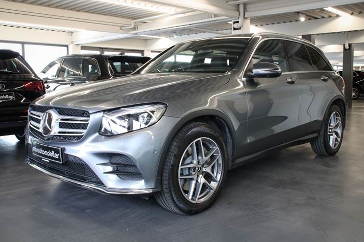 Grå Mercedes GLC350 d fra 2018