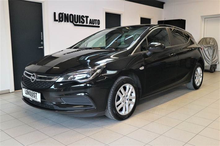 Grå Opel Astra fra 2019