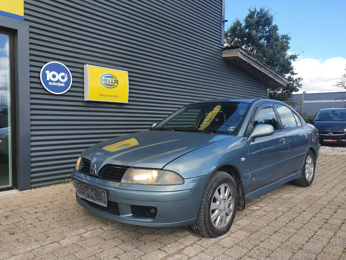 undefined Mitsubishi Carisma fra 2003