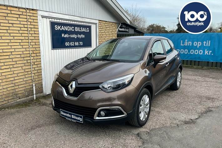Brun Renault Captur fra 2014