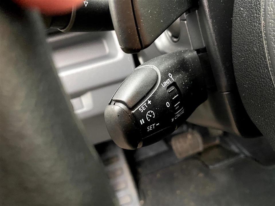Grå Toyota Proace Verso fra 2020