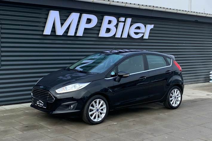 Grå Ford Fiesta fra 2017