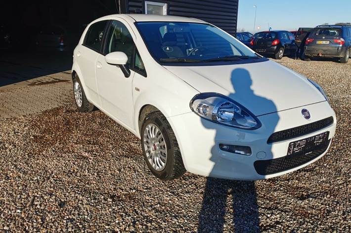 Hvid Fiat Punto fra 2015