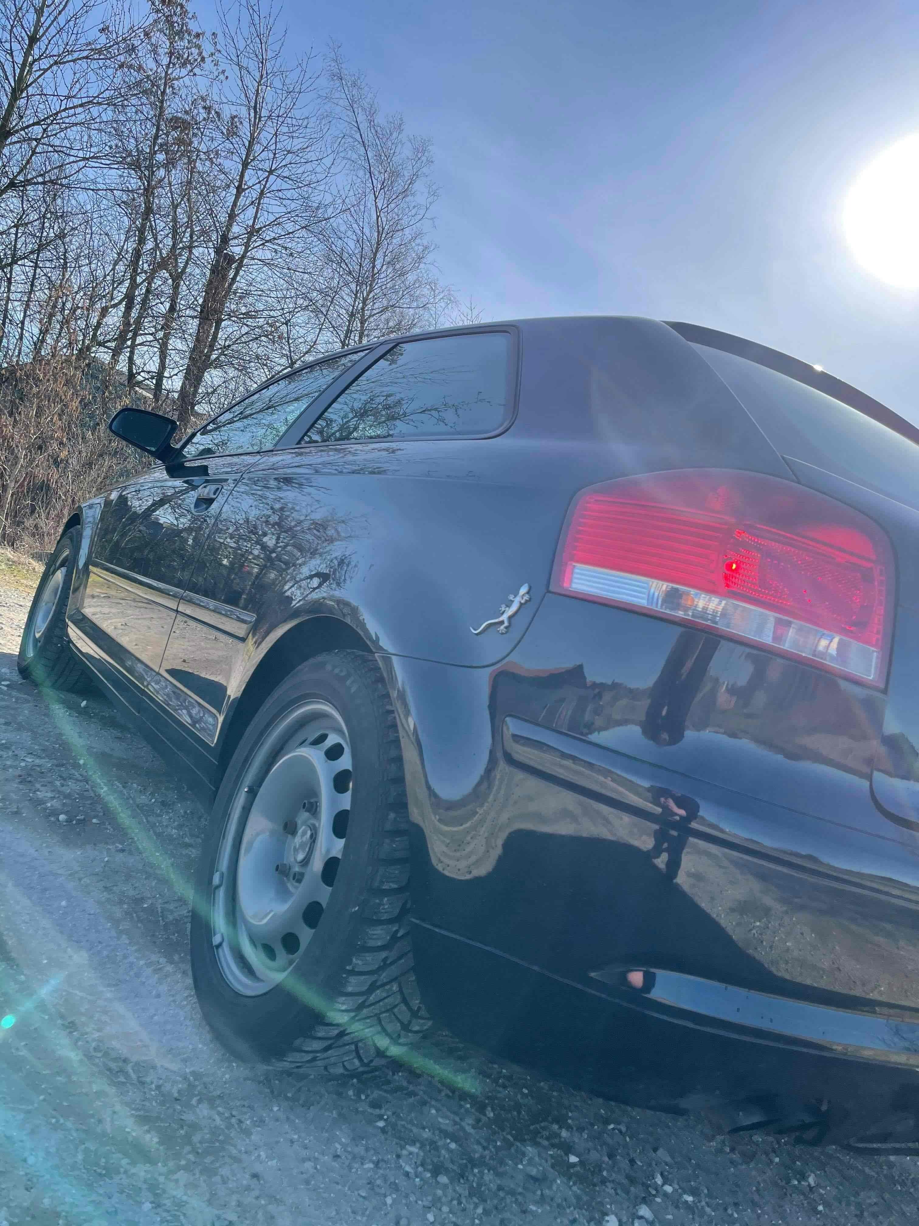 Blå Audi A3 fra 2007