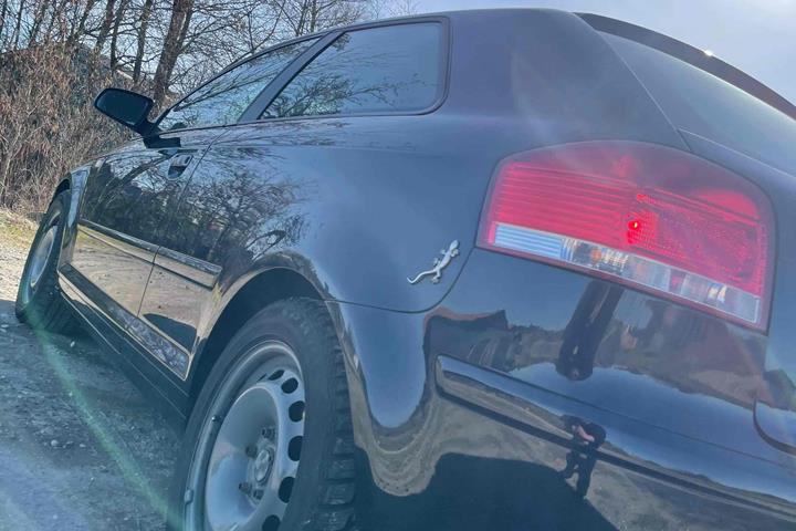 Blå Audi A3 fra 2007