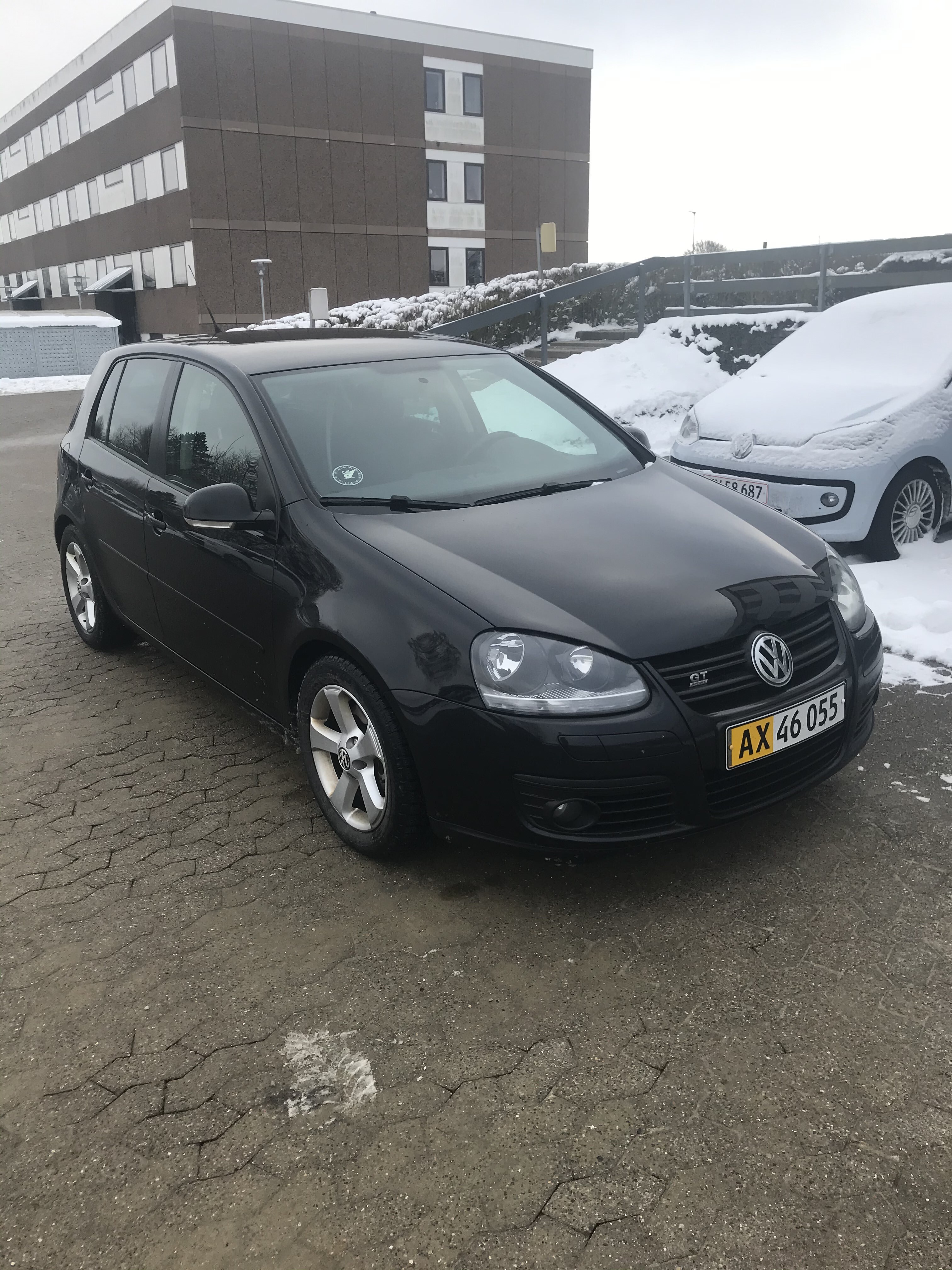 Sort VW Golf V fra 2008