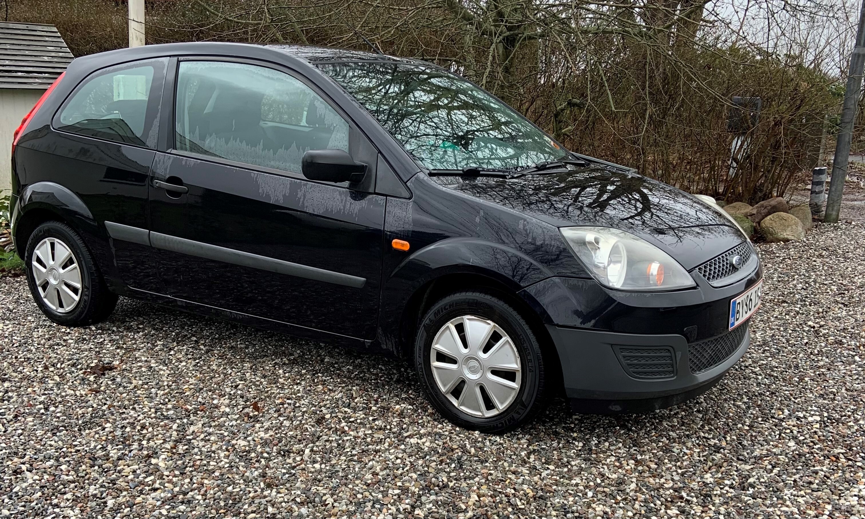 Sort Ford Fiesta fra 2007