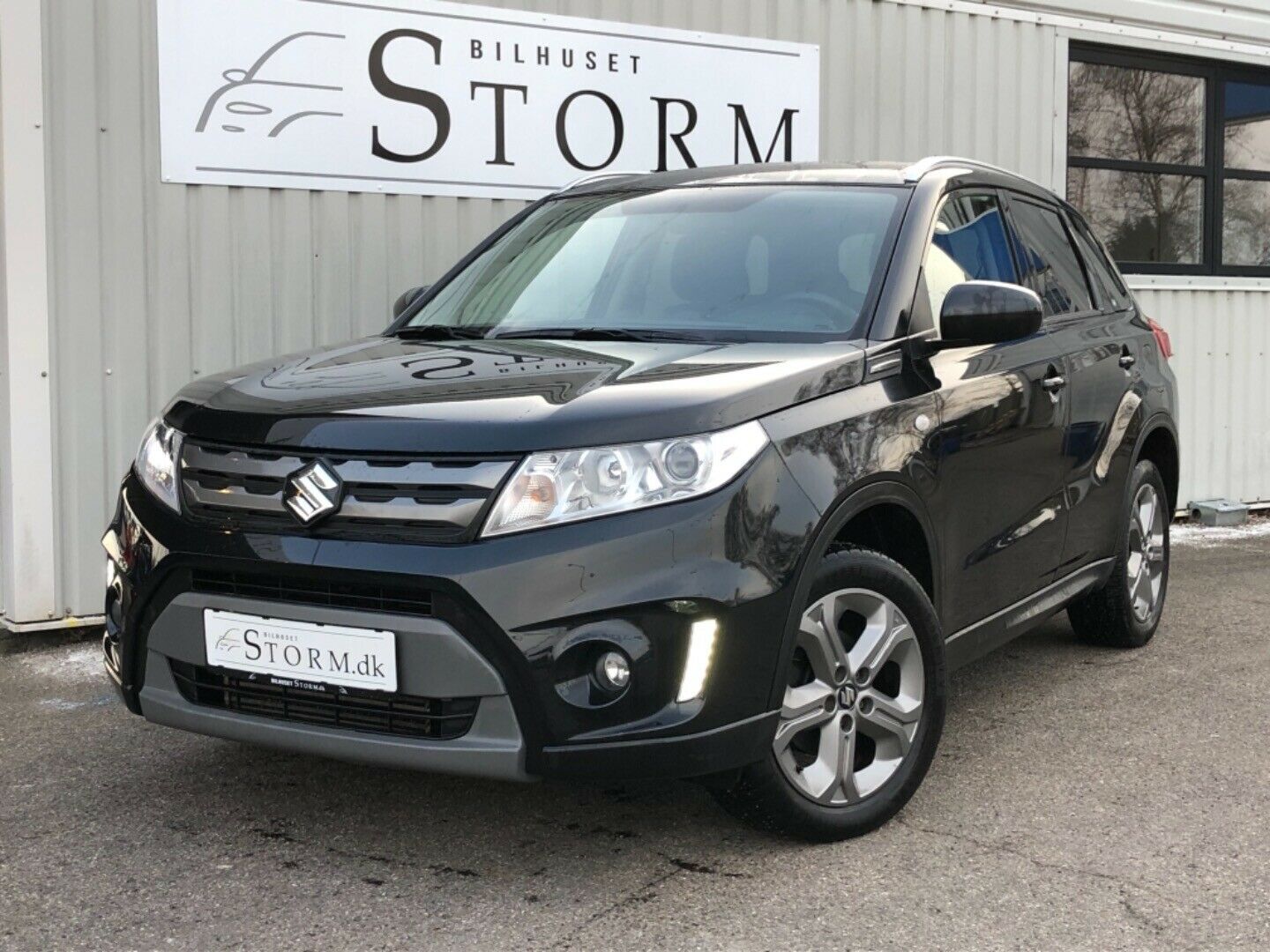 Sort Suzuki Vitara fra 2018