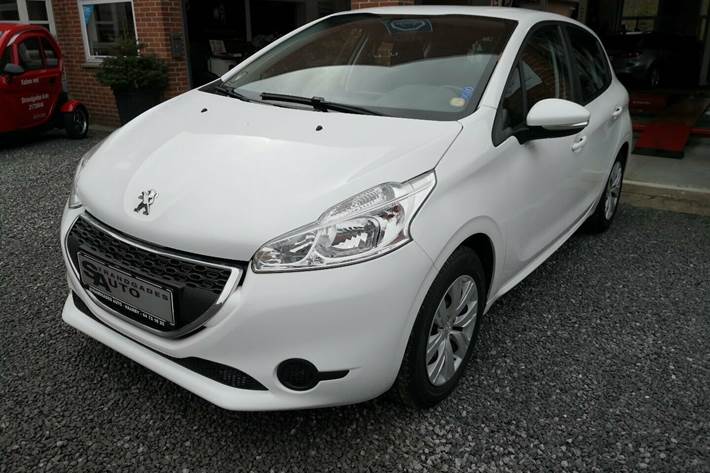 Hvid Peugeot 208 fra 2013