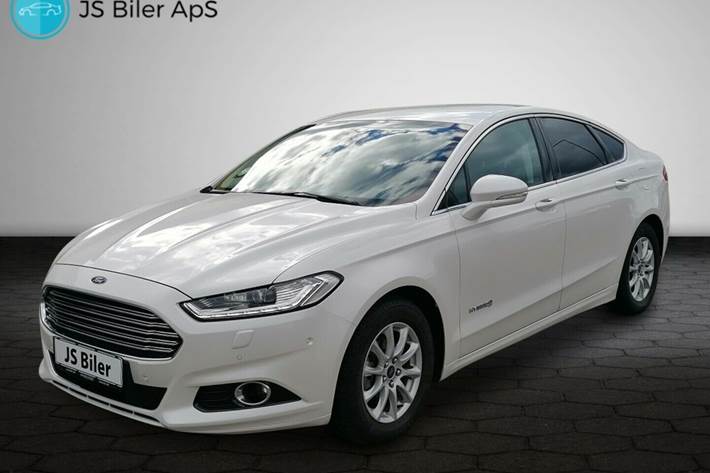Hvid Ford Mondeo fra 2018