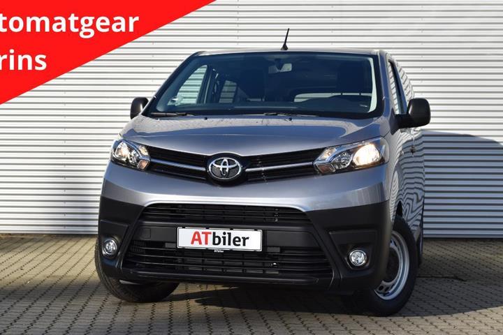 Grå Toyota Proace Verso fra 2021