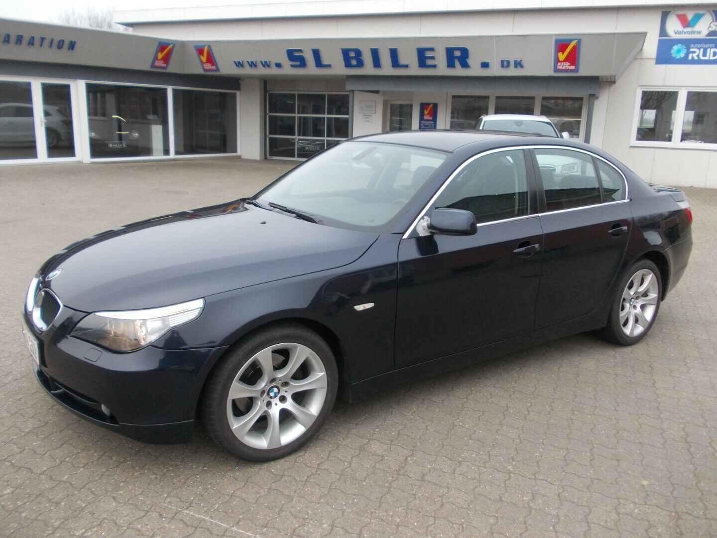 undefined BMW 520i fra 2003