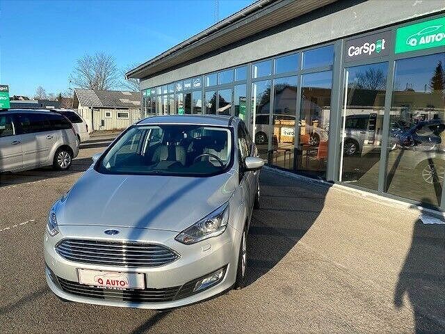Sølv Ford C-MAX fra 2017