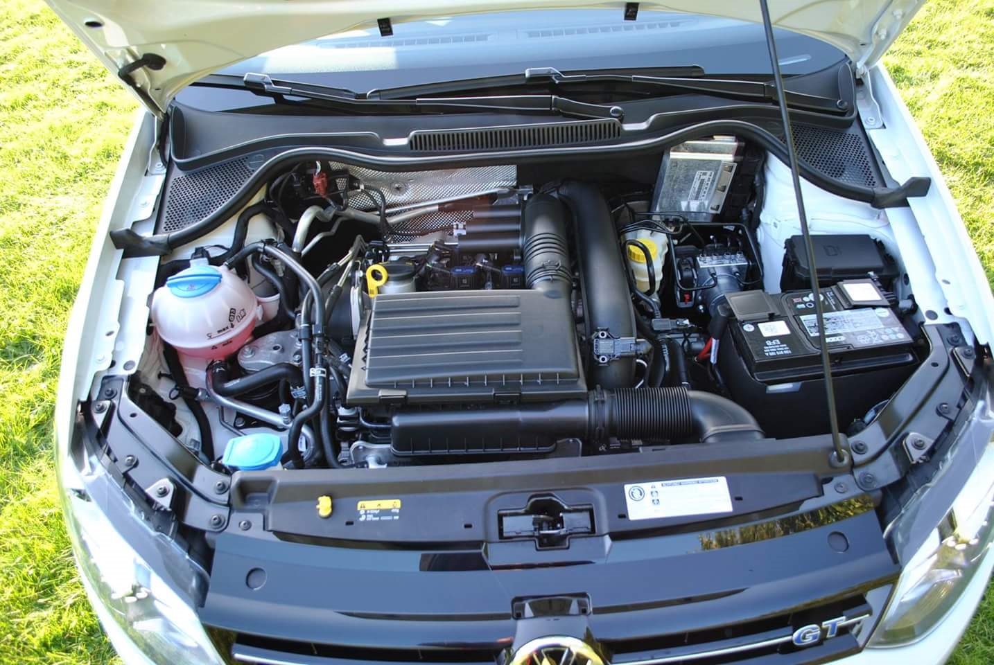 Hvid VW Polo fra 2017