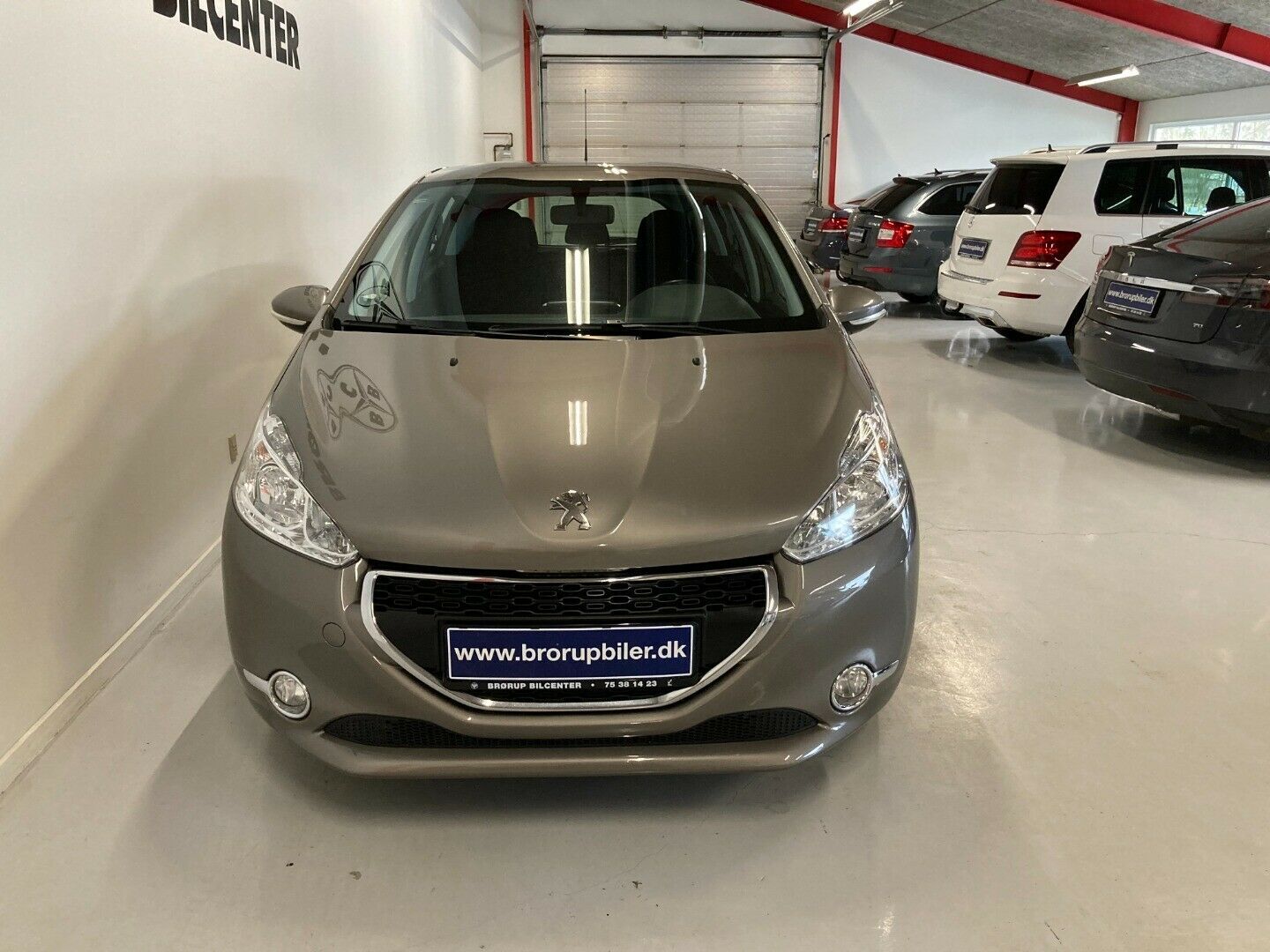 undefined Peugeot 208 fra 2014