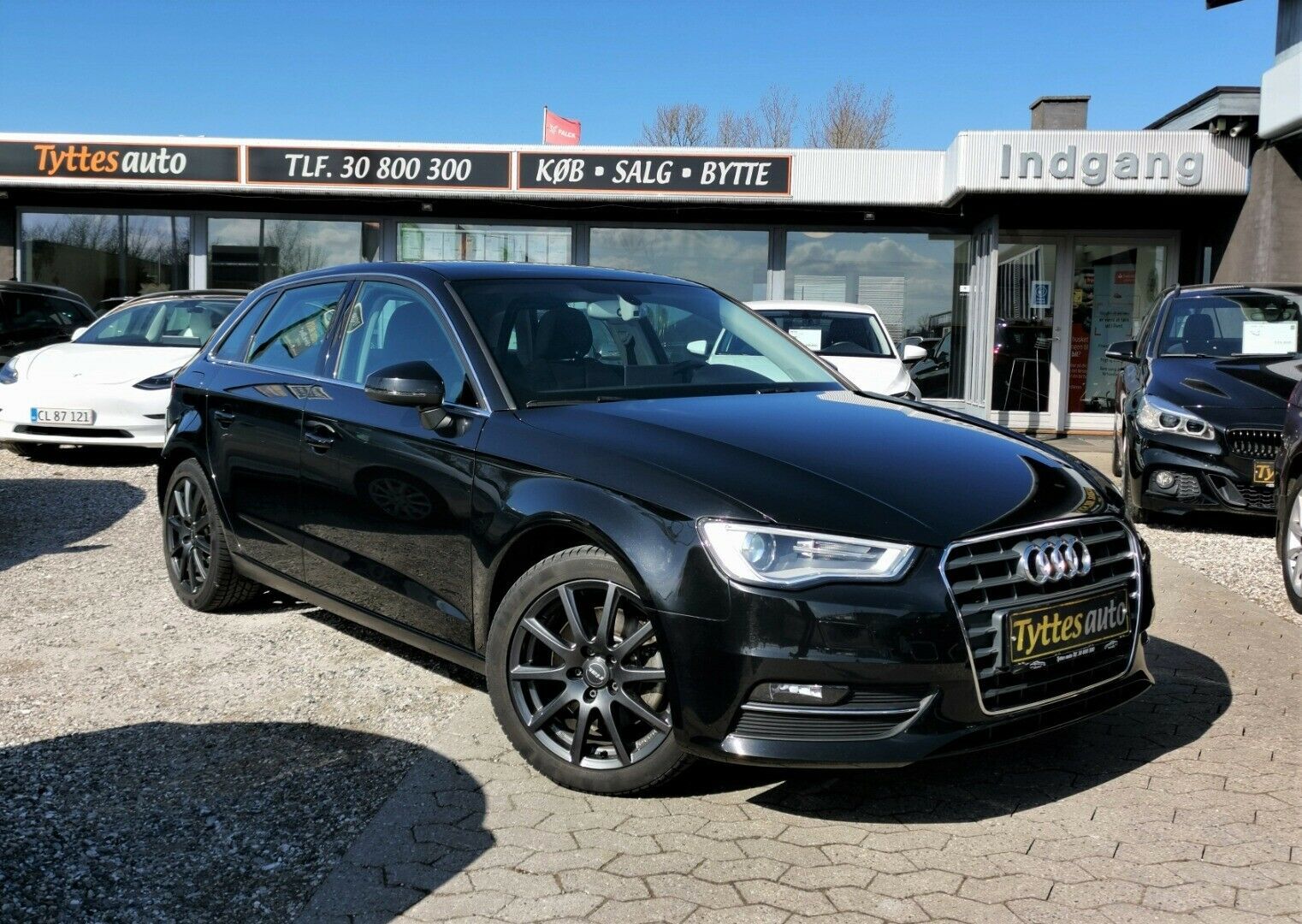 Grå Audi A3 fra 2014