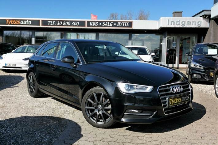 Grå Audi A3 fra 2014