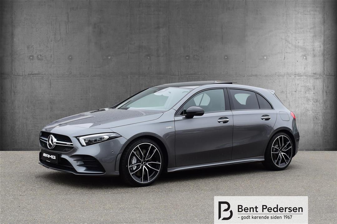 Grå Mercedes A35 fra 2021