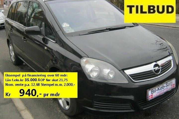 Grå Opel Zafira fra 2007
