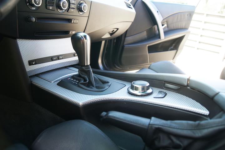 Blå BMW 530d fra 2006