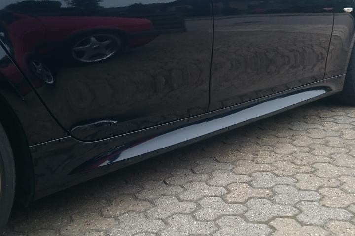 Blå BMW 530d fra 2006