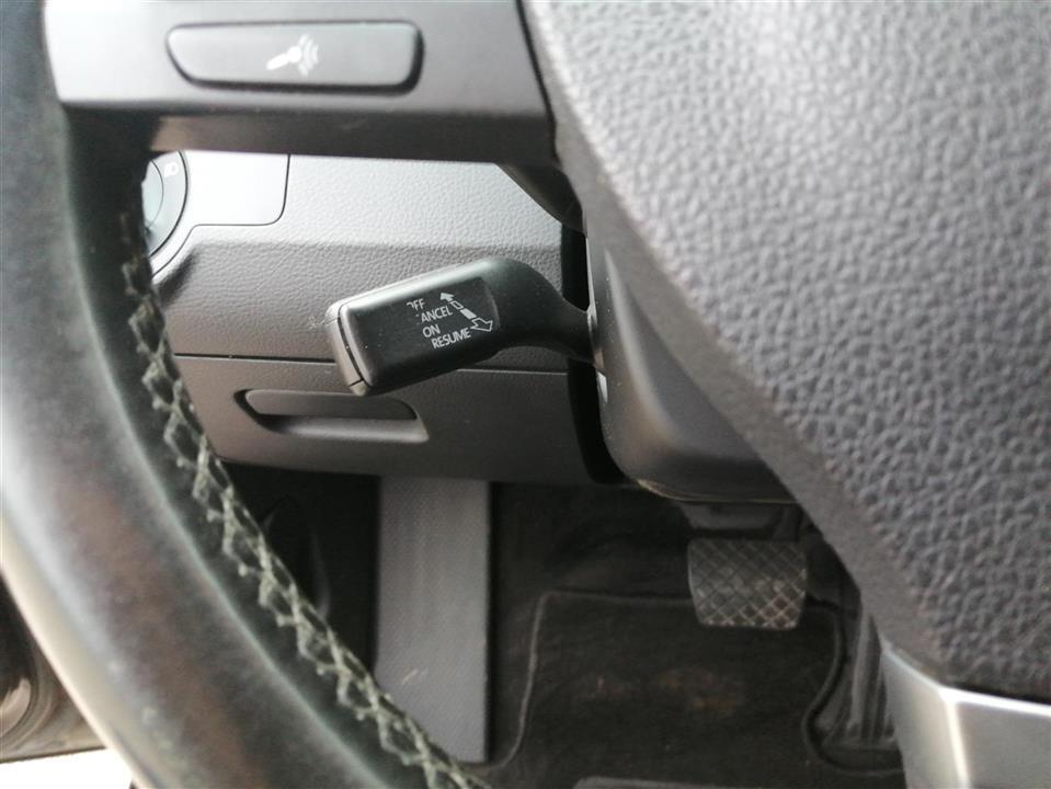 Sort VW Passat fra 2013