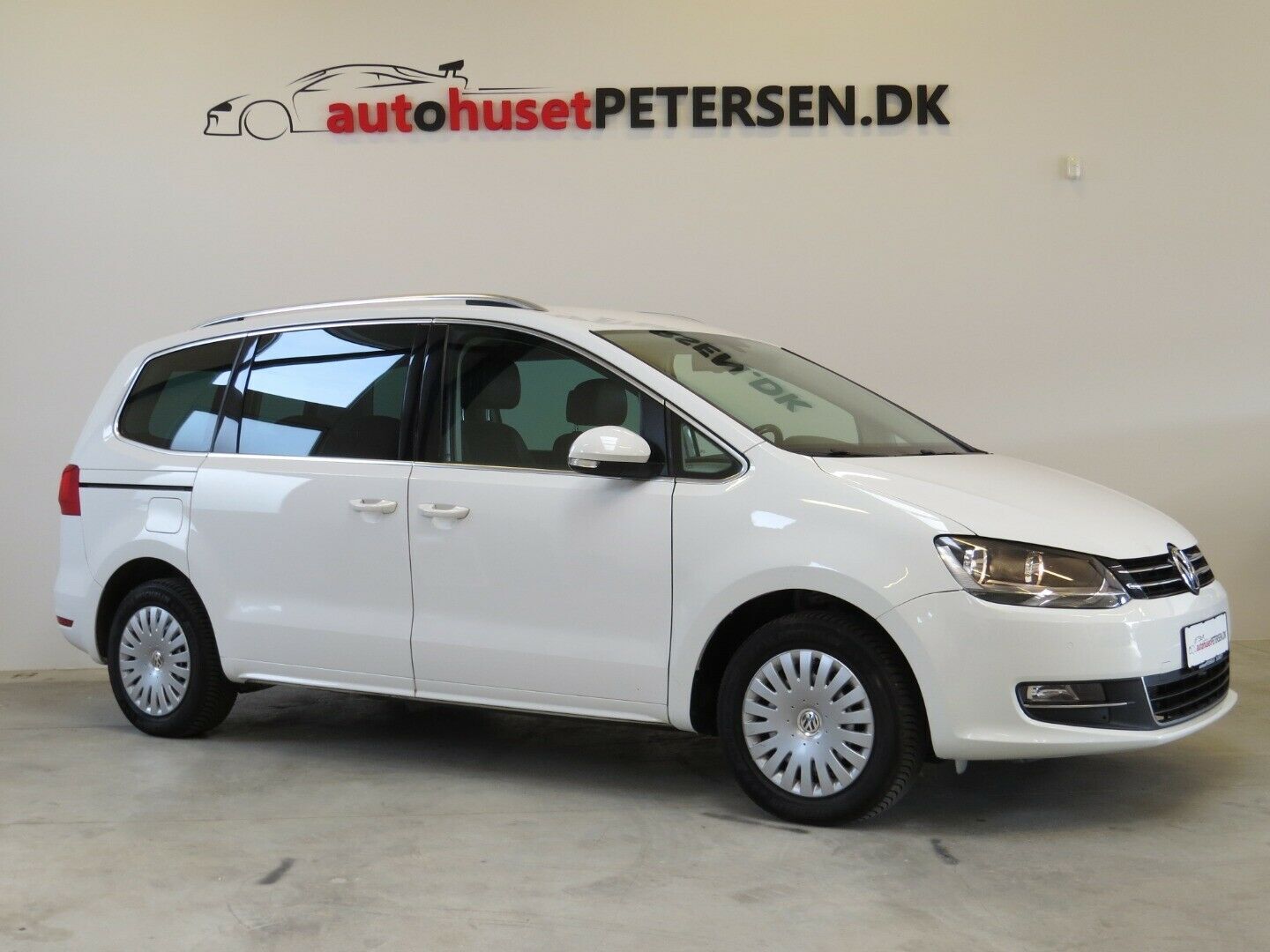 Hvid VW Sharan fra 2013