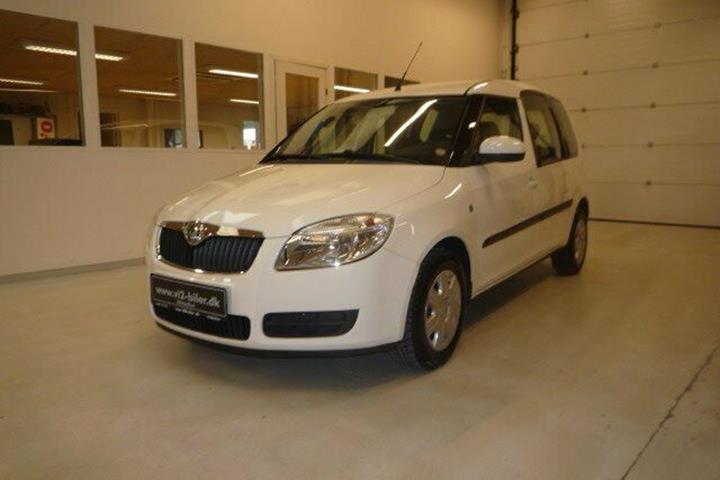 Hvid Skoda Roomster fra 2007