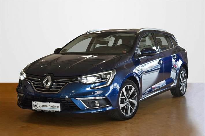 Blå Renault Megane IV fra 2018