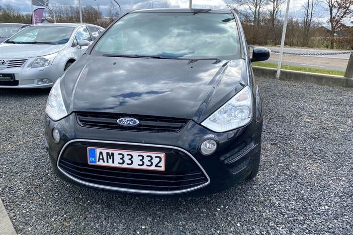 Sort Ford S-MAX fra 2010