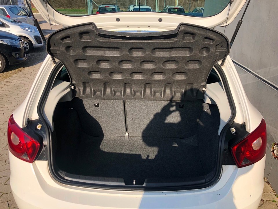 Hvid Seat Ibiza fra 2013