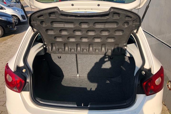 Hvid Seat Ibiza fra 2013