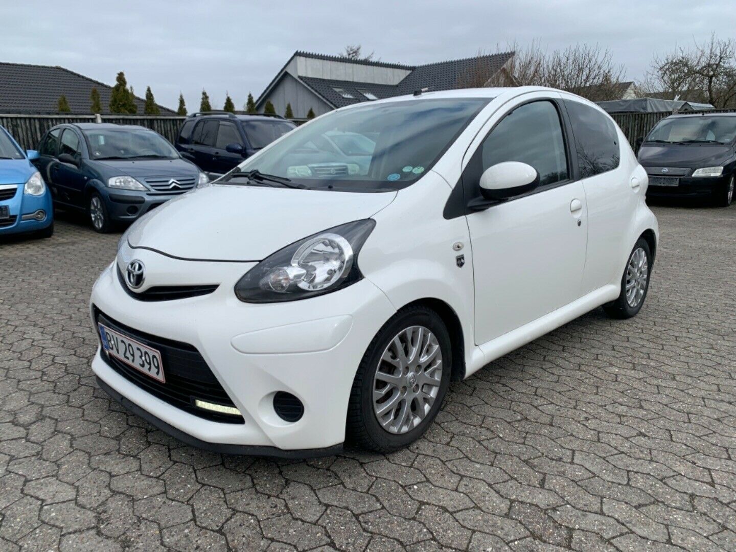 undefined Toyota Aygo fra 2012