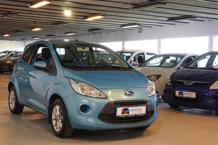Blå Ford Ka fra 2014