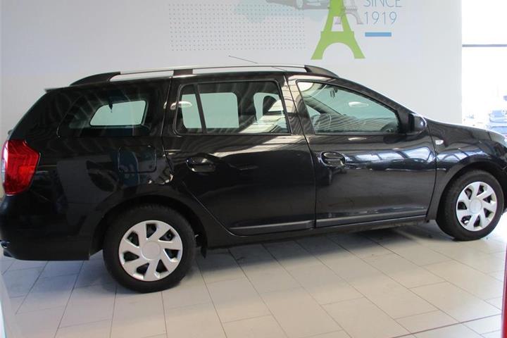 Sort Dacia Logan fra 2014