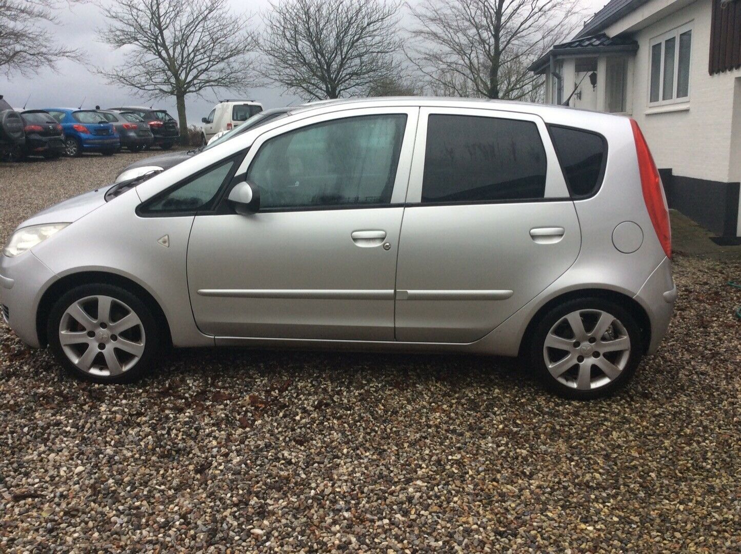 Sølv Mitsubishi Colt fra 2008