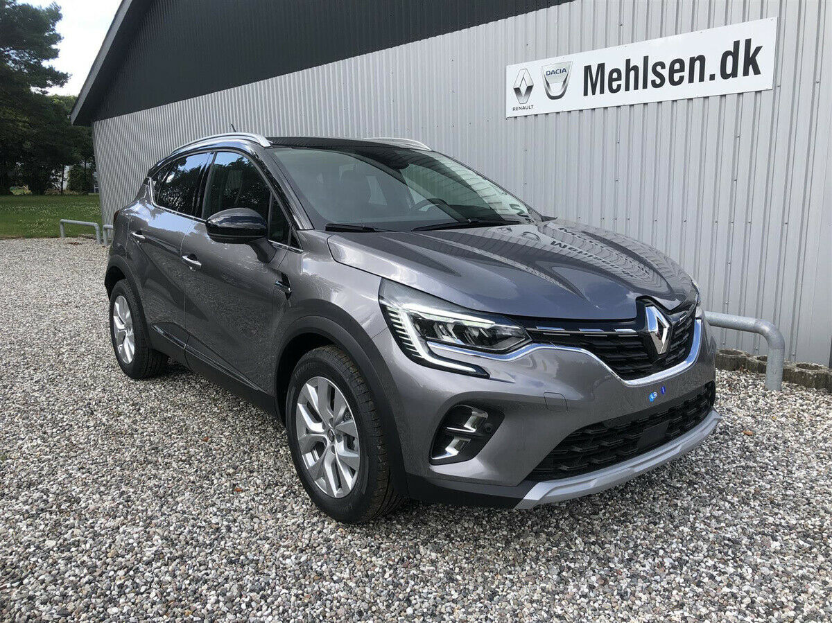 Grå Renault Captur fra 2020