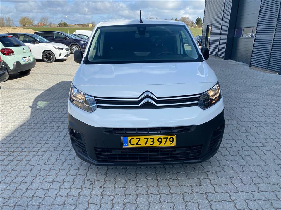Hvid Citroën Berlingo fra 2021