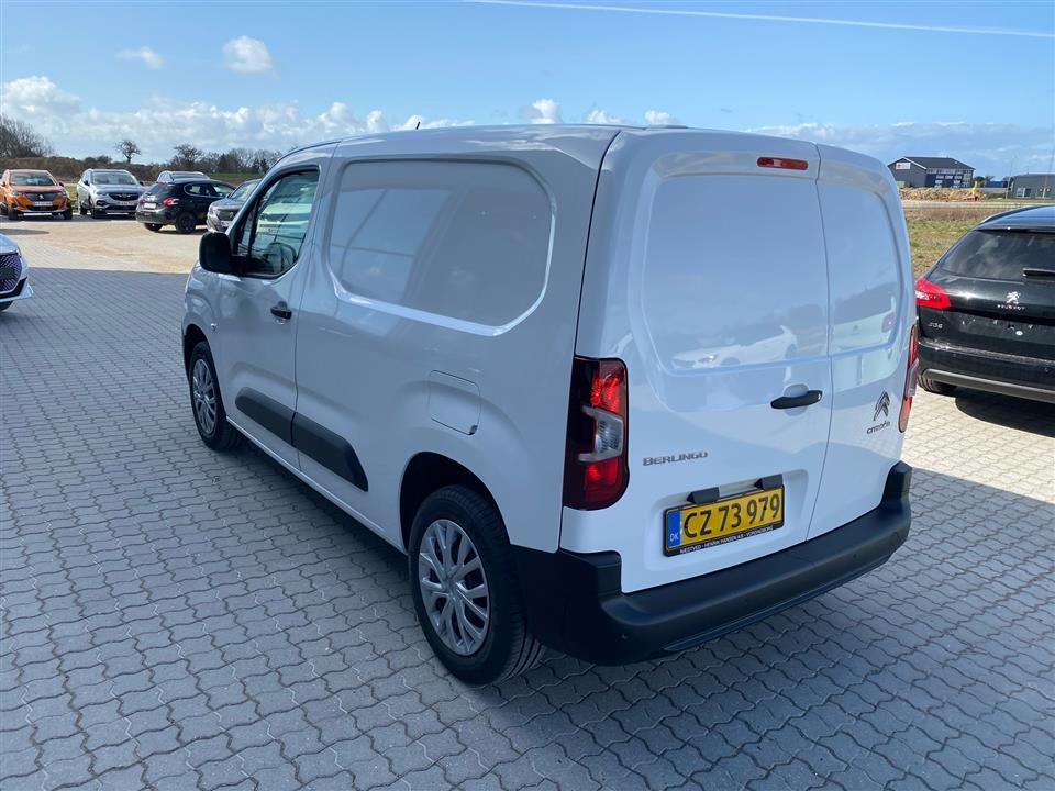 Hvid Citroën Berlingo fra 2021
