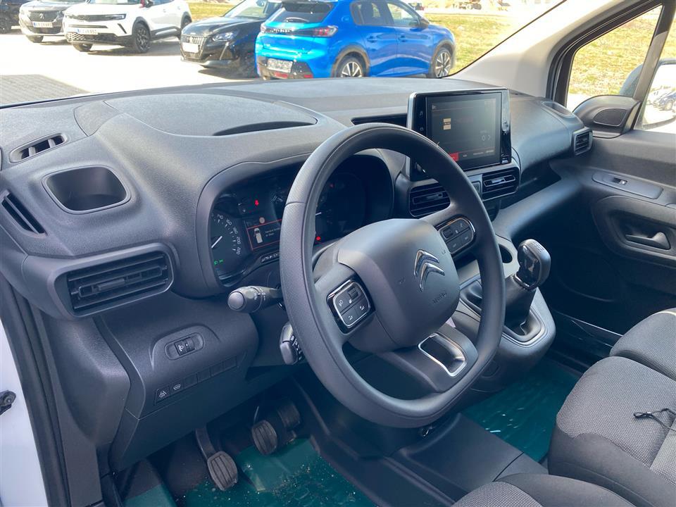 Hvid Citroën Berlingo fra 2021