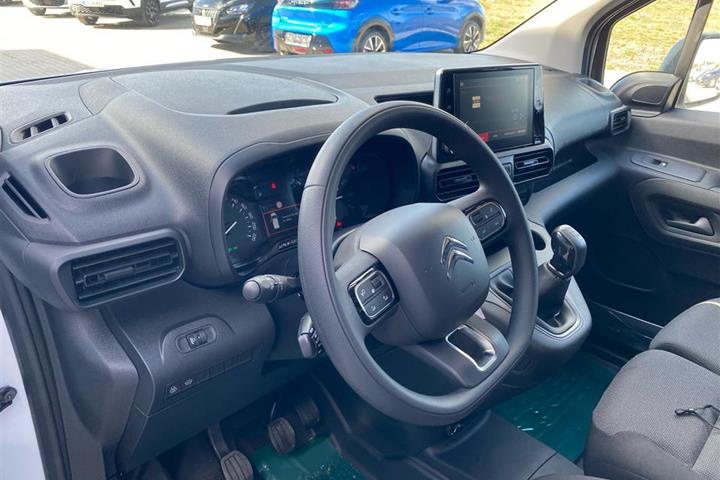 Hvid Citroën Berlingo fra 2021