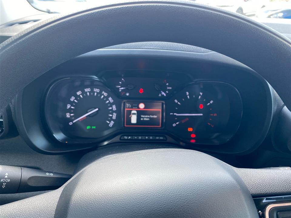 Hvid Citroën Berlingo fra 2021