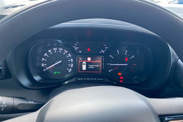 Hvid Citroën Berlingo fra 2021