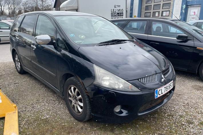 Sort Mitsubishi Grandis fra 2006