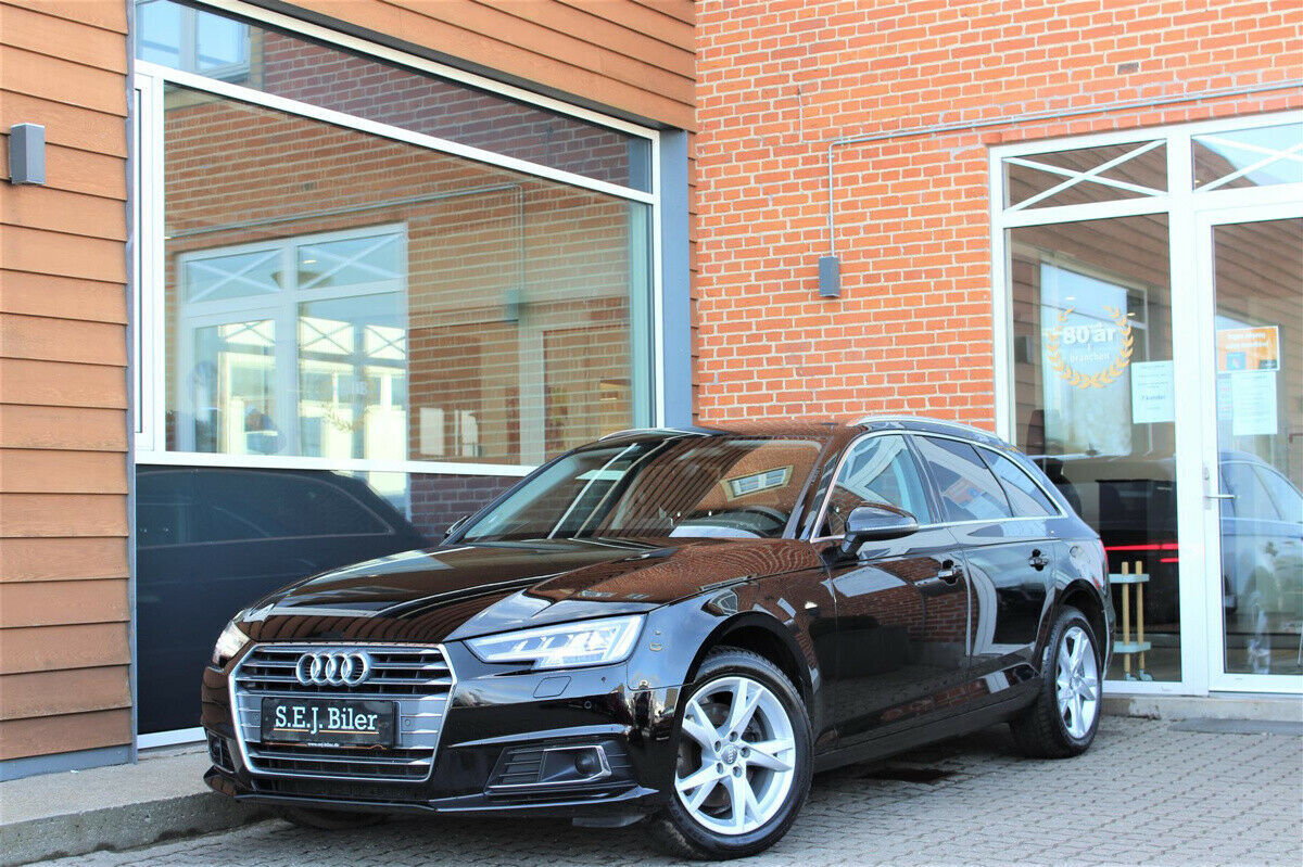 Sort Audi A4 fra 2017