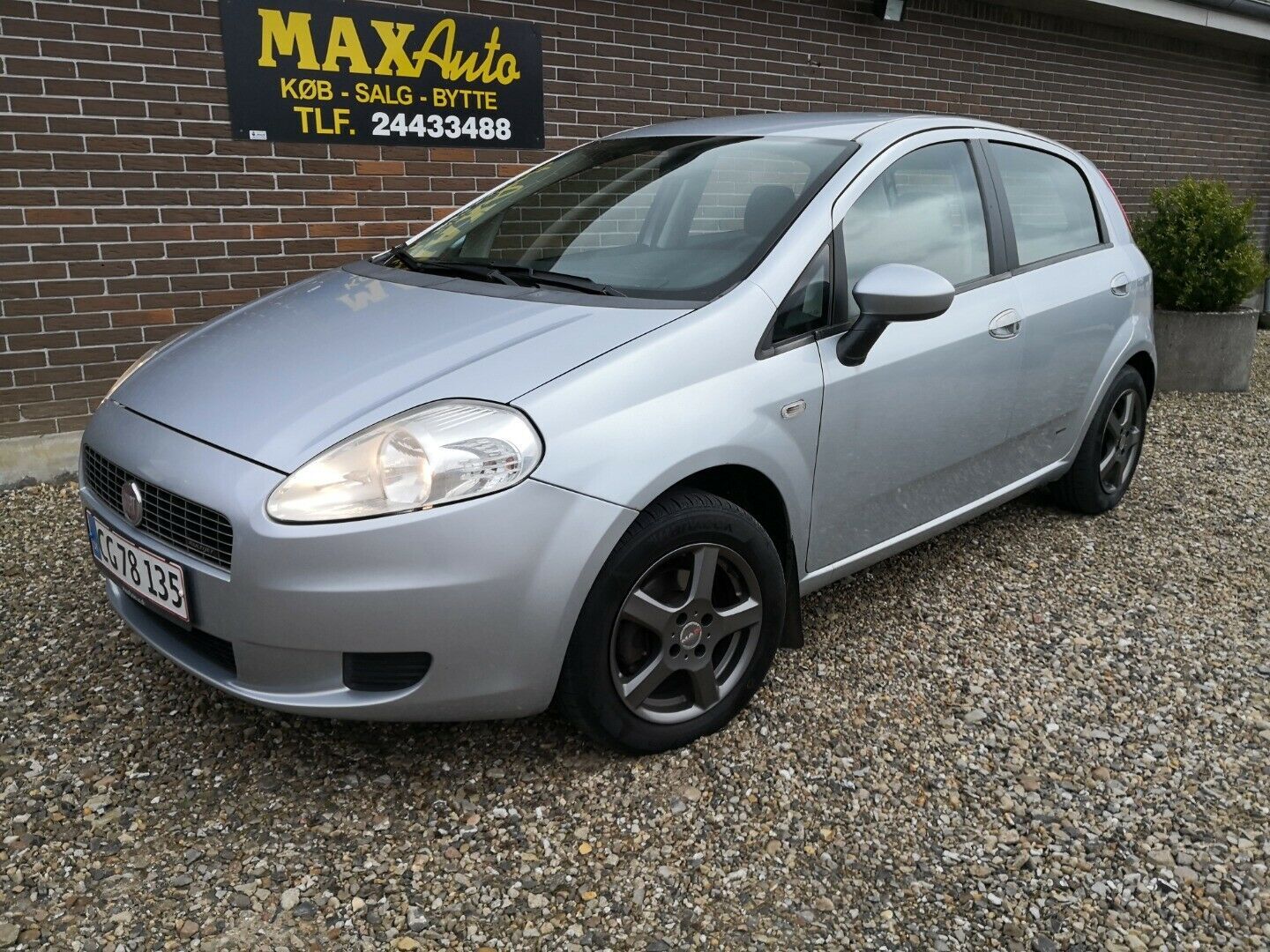 Blå Fiat Grande Punto fra 2008
