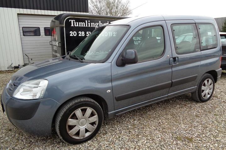 Grå Citroën Berlingo fra 2006