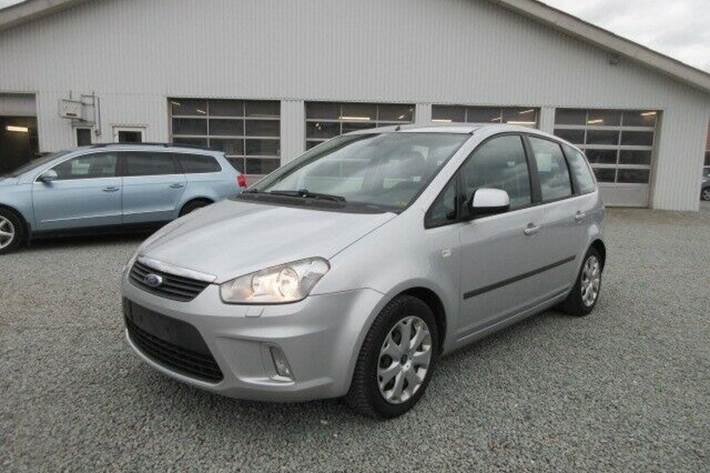 Grå Ford C-MAX fra 2010