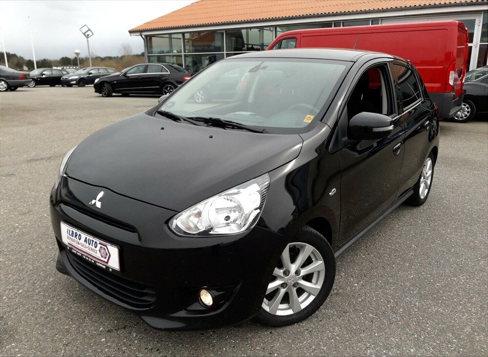 undefined Mitsubishi Space Star fra 2015